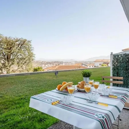 Lumineux A Pour 4 Personnes Avec Terrasse - Fr-1-239-1149
