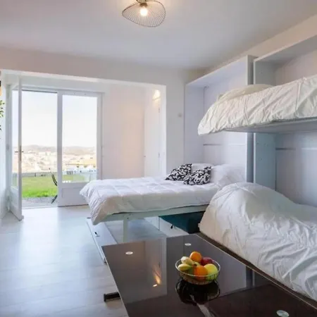 Apartman Lumineux A Pour 4 Personnes Avec Terrasse - Fr-1-239-1149